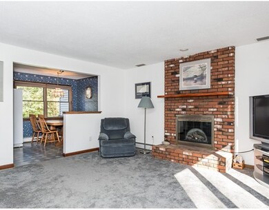 1635 Center St, Ludlow, MA 01056 - photo 5