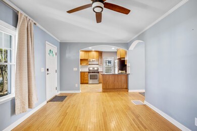 283 E Royal Forest Blvd, Columbus, OH 43214 - photo 6