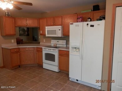 106 Privet Ln, Milford, PA 18337 - photo 5