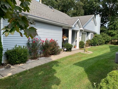 1718 Sweetbay Dr, Toms River, NJ 08755 - photo 4