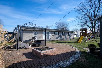 185 Hillcrest Dr, Circleville, OH 43113 - photo 5