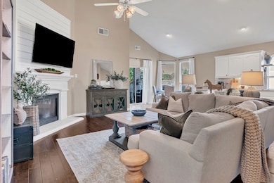 Open floor plan perfect for entertaining or bonding!