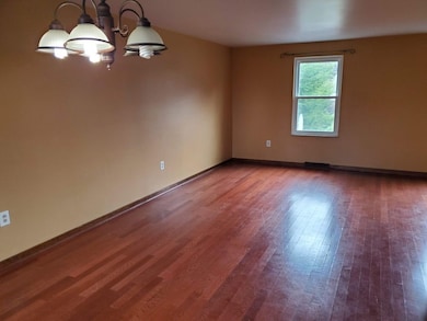 LIVING ROOM/ DINING ROOM