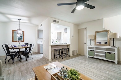 10208 N 8th St unit B, Phoenix, AZ 85020 - photo 7