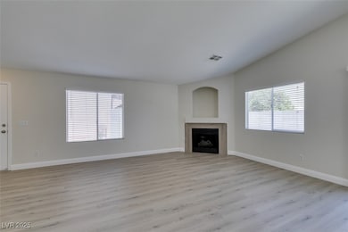 1042 Clover Tip Ct, Las Vegas, NV 89123 - photo 7