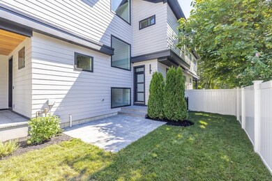 18-20 Pennsylvania Ave unit 18, Newton, MA 02464 - photo 4