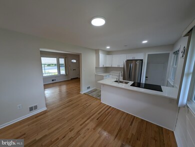 9319 Riggs Rd, Adelphi, MD 20783 - photo 4