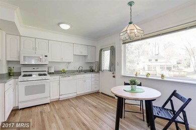 5302 Russett Rd, Rockville, MD 20853 - photo 7