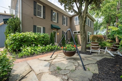 444 Jackson St, Columbus, OH 43206 - photo 3