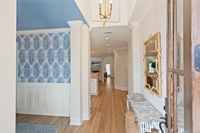 Entry/foyer