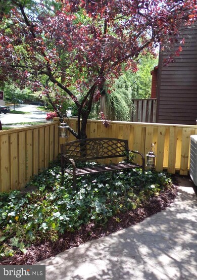 1952 Winterport Cluster, Reston, VA 20191 - photo 2