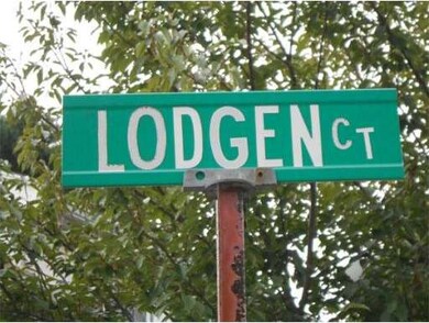 31 Lodgen Ct unit 1F, Malden, MA 02148 - photo 4