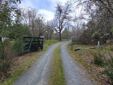 7000 Lower River Rd, Grants Pass, OR 97526 - photo 7