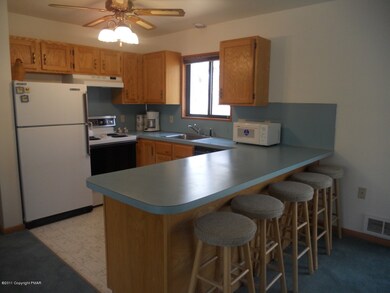 65 Apache Dr, Effort, PA 18330 - photo 3