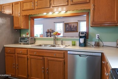 5983 Hilham Rd, Cookeville, TN 38506 - photo 6