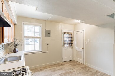 765 Pennsylvania Ave, Wallingford, PA 19086 - photo 4