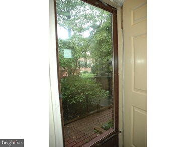 304 Bernard Ct, Chesterbrook, PA 19087 - photo 4