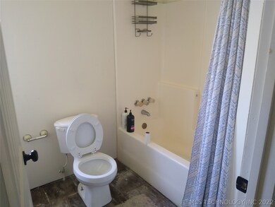 10484 N Yale Ave, Sperry, OK 74073 - photo 3