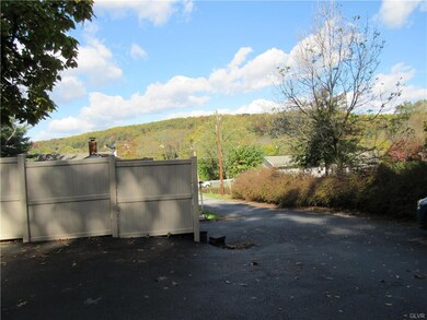 1328 E Emmaus Ave, Allentown, PA 18103 - photo 3