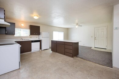 1925 SE 3rd St, Lincoln City, OR 97367 - photo 4