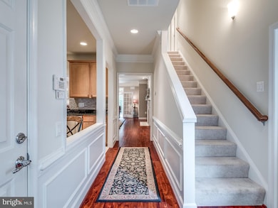 44423 Adare Manor Square, Ashburn, VA 20147 - photo 2