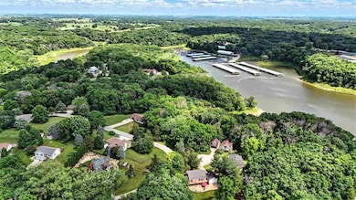 2771 Lake View NE, Solon, IA 52333 - photo 2