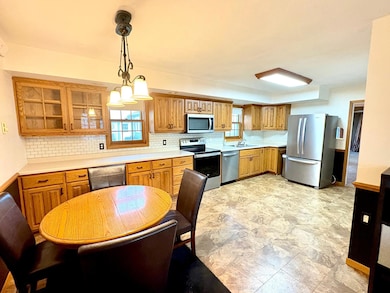 429 E Rooney Ave, Appleton, MN 56208 - photo 5