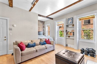 8 Moon St unit 2, Boston, MA 02113 - photo 3