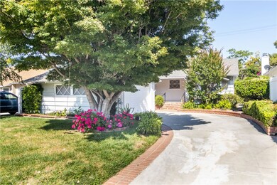 5166 Comercio Ave, Woodland Hills, CA 91364 - photo 2