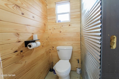 300 Fescue Rd, Saltillo, TN 38370 - photo 5