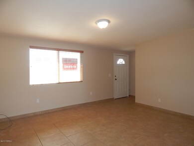 Entrance / Living Room