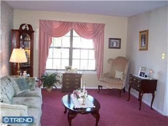 1735 Congress Dr, Blackwood, NJ 08012 - photo 5