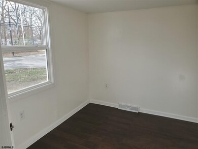 2 Robin Rd, Egg Harbor Township, NJ 08234 - photo 2