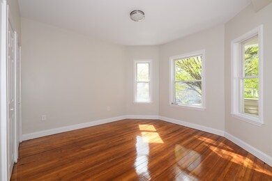 73 Bartlett St unit 2, Somerville, MA 02145 - photo 5