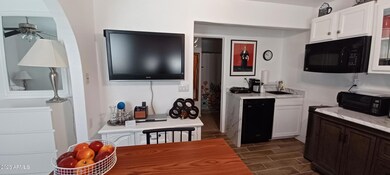 12784 W Desert Mirage Dr unit A, Peoria, AZ 85383 - photo 5