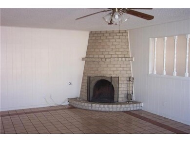 1825 Octubre Dr, El Paso, TX 79935 - photo 7