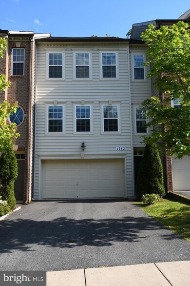 1753 Chiswick Ct, Silver Spring, MD 20904 - photo 5