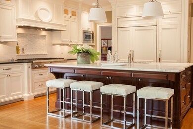 5 Charles River Ct, Wellesley, MA 02482 - photo 5