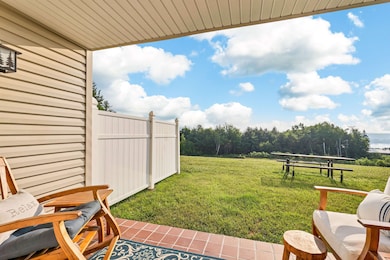 375 Endicott St N unit 104, Laconia, NH 03246 - photo 3