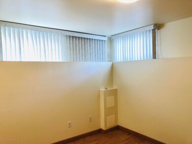 18 Pebble Ln unit 1, Staten Island, NY 10305 - photo 4