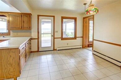 5143 Edgewater Dr, Sheffield Lake, OH 44054 - photo 5