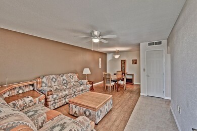 13689 N Garden Court Dr unit 15C, Sun City, AZ 85351 - photo 3