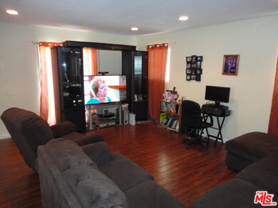 4244 W 101st St, Inglewood, CA 90304 - photo 2