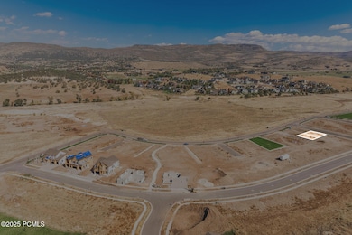 945 S Cloverfield Ct, Heber City, UT 84032 - photo 3