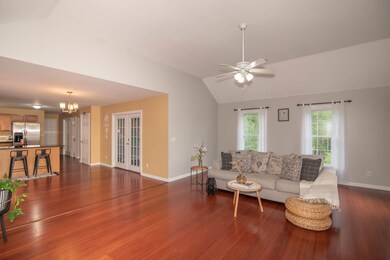 73 Pine St, Hooksett, NH 03106 - photo 6