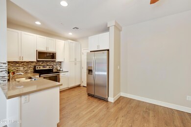 Main Street Station - Kitchen