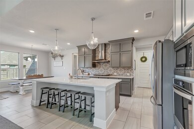 Modern and elegant kitchen