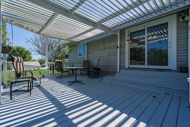 Deck with Pergola