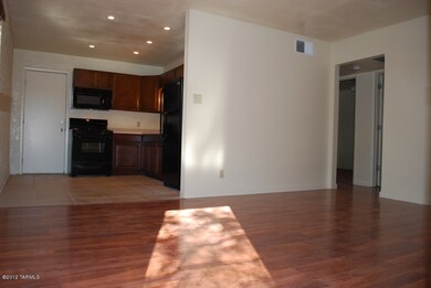 335 E Adams St, Tucson, AZ 85705 - photo 2