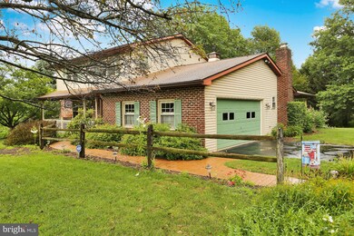 5174 Mill Rd, Emmaus, PA 18049 - photo 4